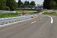 Zi-B31-06-27f.jpg Zi-B31-06-27f.jpg