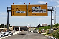Zi-B31-06-27k.jpg Zi-B31-06-27k.jpg