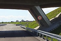 Zi-B31-07-25e.jpg Zi-B31-07-25e.jpg