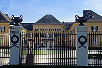 Zi-Rh63.jpg Zi-Rh63.jpg