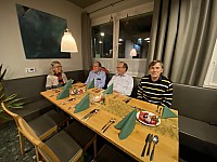 IMG_9728.jpg IMG_9728.jpg